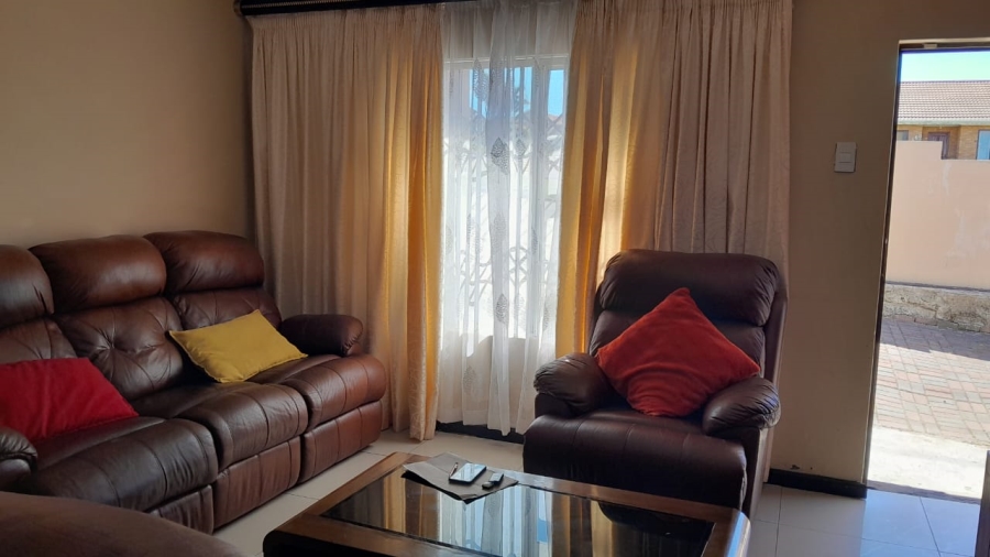 3 Bedroom Property for Sale in Amalinda Eastern Cape